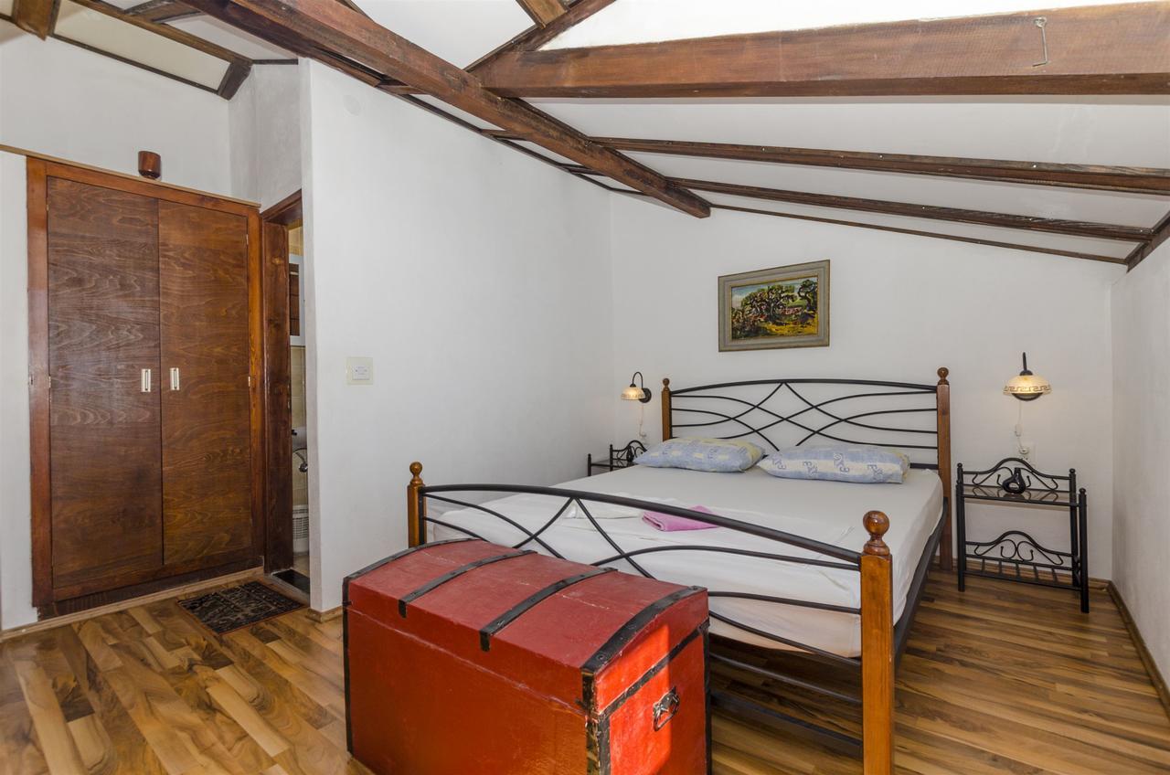 Apartment Boris Gornja Brela Экстерьер фото
